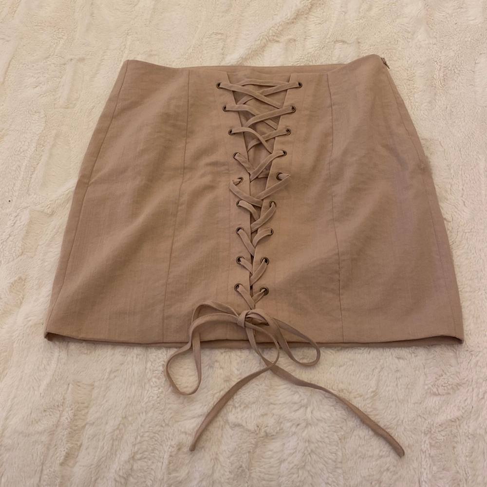 NWOT CORSET MINI SKIRT